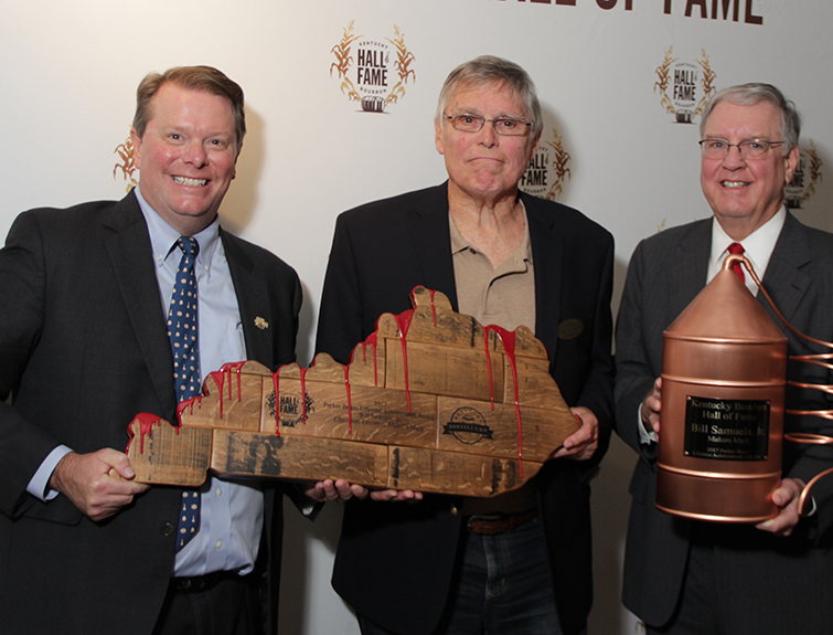 Bill Samuels Jr. receives the Parker Beam Lifetime Achievement Award from Kentucky Distillers Association President Eric Gregory (L) and retired Keeneland President Nick Nicholson during the Kentucky Bourbon Hall of Fame induction ceremony September 13, 2017. Photo ©2017, Mark Gillespie/CaskStrength Media. 