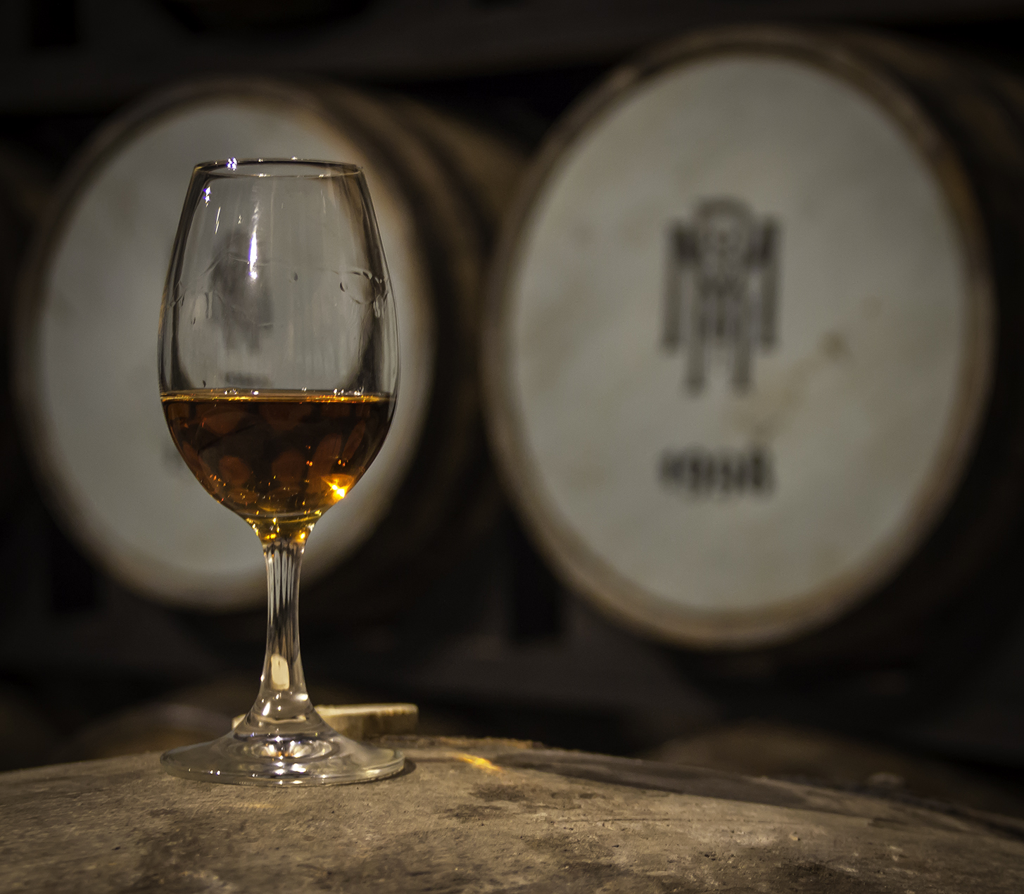 A glass of Midleton whiskey in the Midleton Cask Circle Room. Photo ©2017, Mark Gillespie/CaskStrength Media.